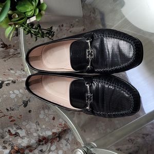 Escada handswen Moccasins womens size 8B.